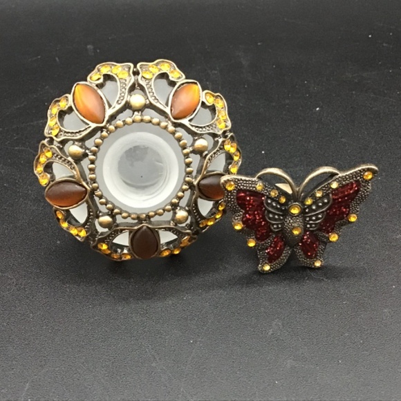 Perfume Bottle Retro Frosted Butterfly enamelled jewelled Lid Perfume Bottle - Picture 7 of 7